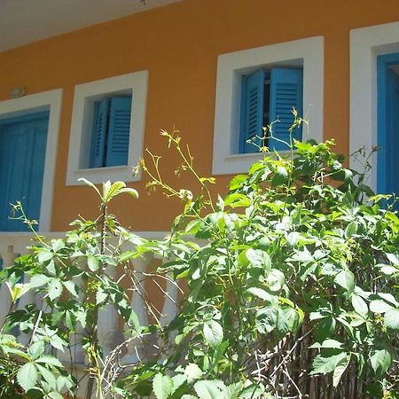 Villa Vania Gardenos Vitaládes Zewnętrze zdjęcie
